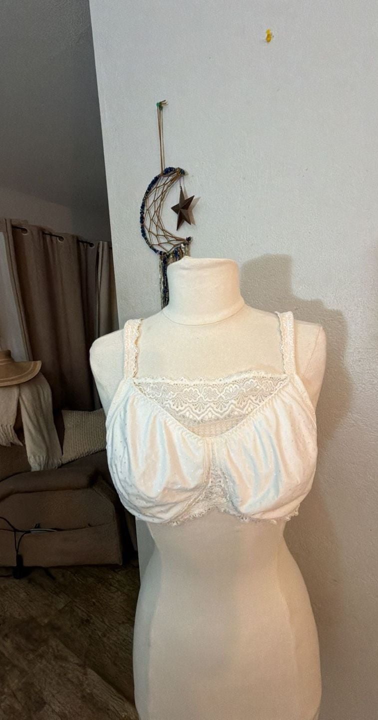 Amoena Dana SB White Mastectomy Bra Size 42A 2