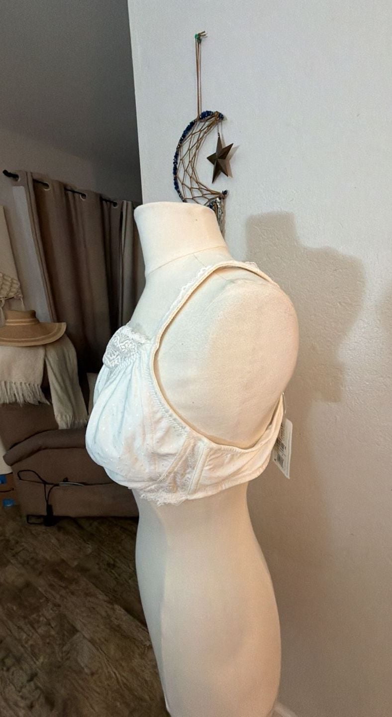 Amoena Dana SB White Mastectomy Bra Size 42A 3