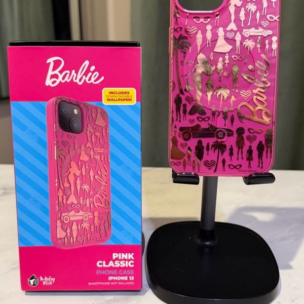 Moby Fox Barbie Pink Classic iPhone 13 MagSafe Phone Case