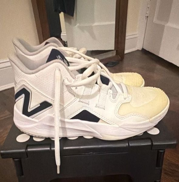 New Balance Coco Gauff CG1 Tennis Shoes White/Navy. Mens US 6.5. UK 6. EU 39.5 5