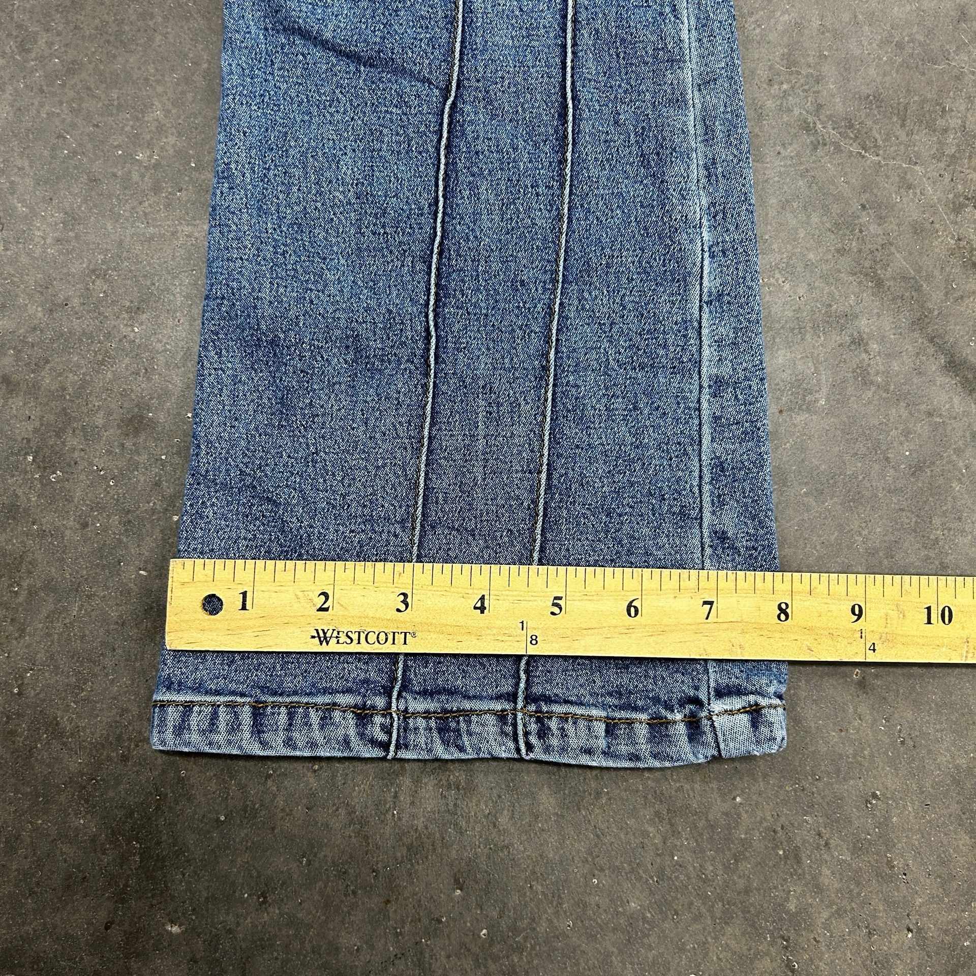 l.e.i. Kids Vintage Style Seamed Flare Leg Jeans Size 10 9