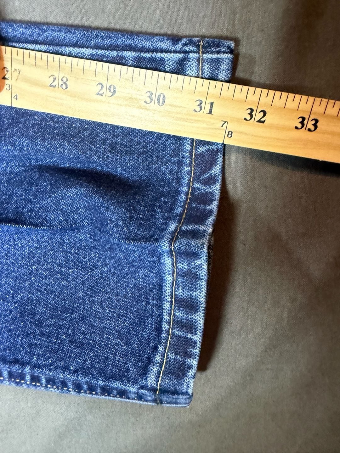 Wrangler 1013MWZDD Cowboy Cut Regular Fit Jeans Size 35x32 8