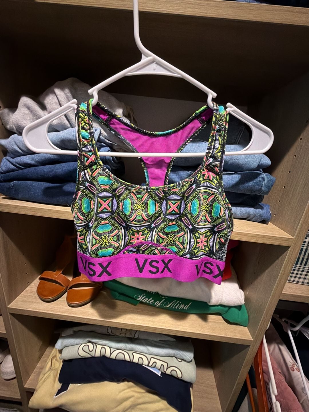 Victoria's Secret VSX Sports Bra, Multicolor Geometric Print, Size S 2