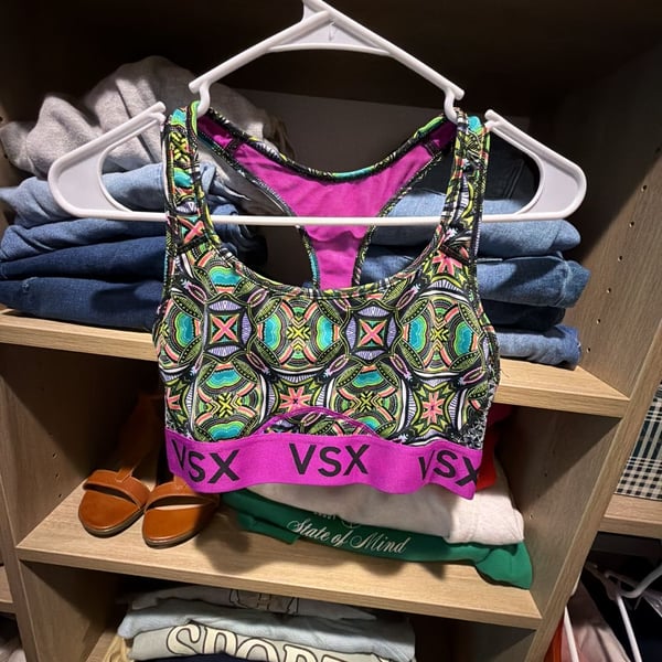 Victoria's Secret VSX Sports Bra, Multicolor Geometric Print, Size S
