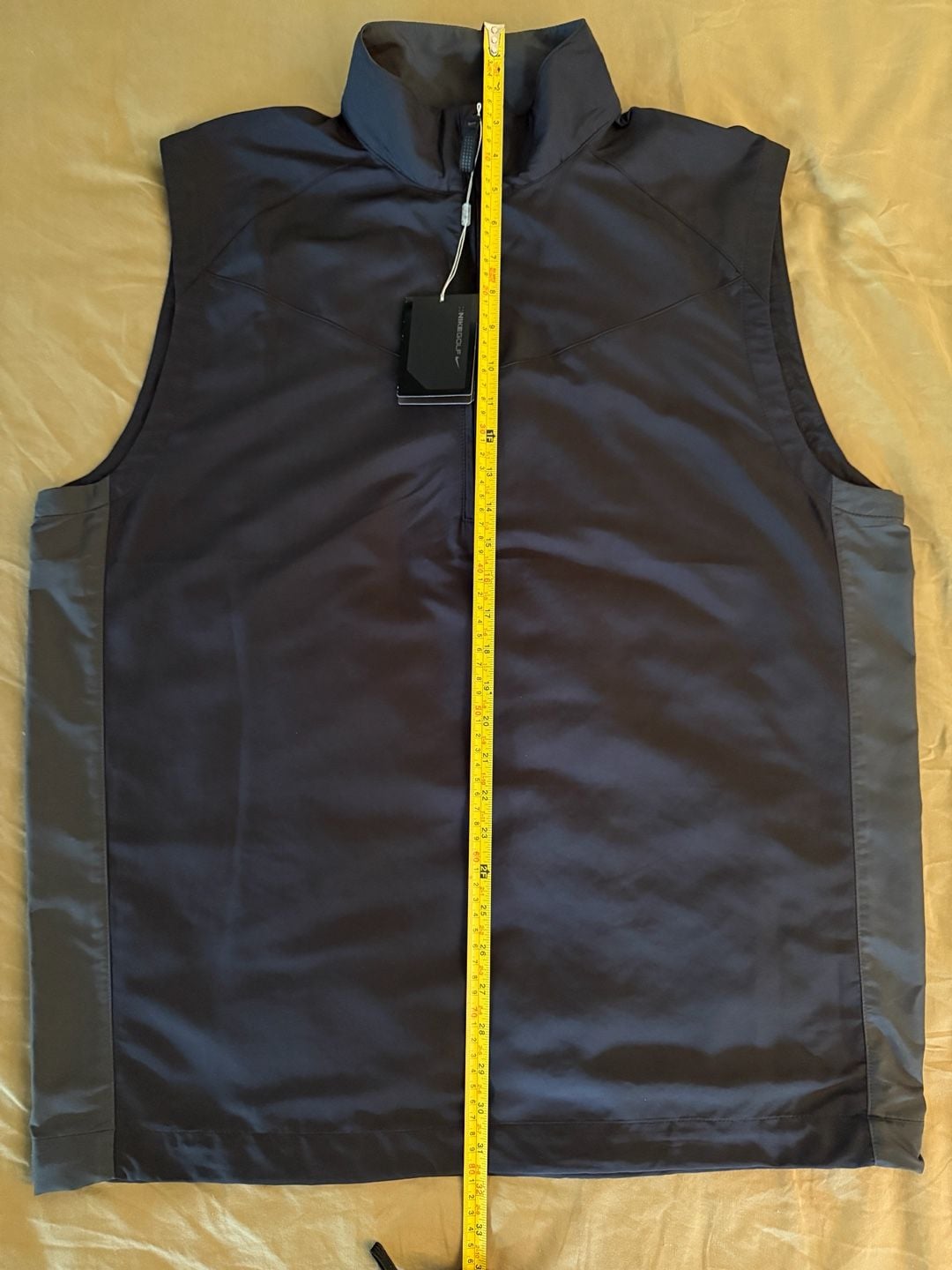 Nike Golf Men's Black Quarter-Zip Sleeveless Wind Vest NWT! 9