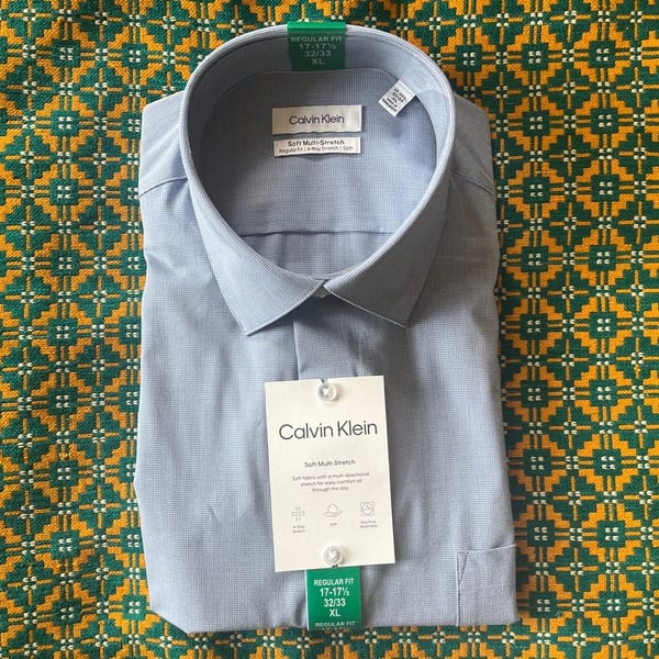 Calvin Klein Men's Soft Dress Shirt, Blue, Size 17-17.5 Neck 32/33 Sleeve