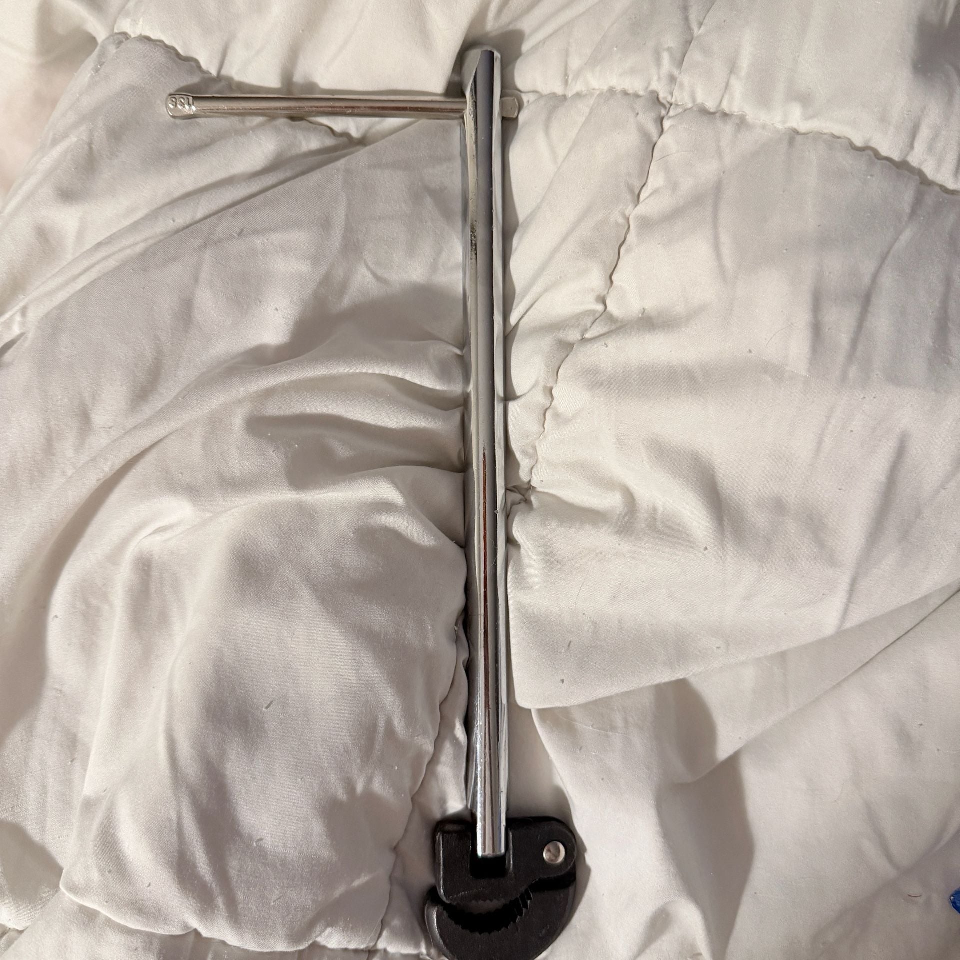 12 inch Steel Adjustable Basin Wrench T-Handle Tap Nut Spanner 2