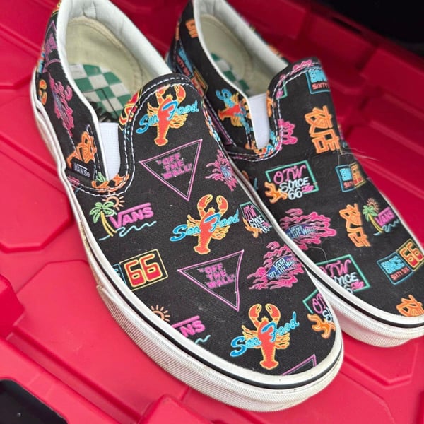 Vans Classic Slip-On retro Sneakers size 8