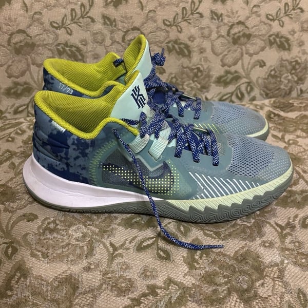 Nike Kyrie Flytrap 5 Ocean Cube Basketball Shoes CZ4100-300