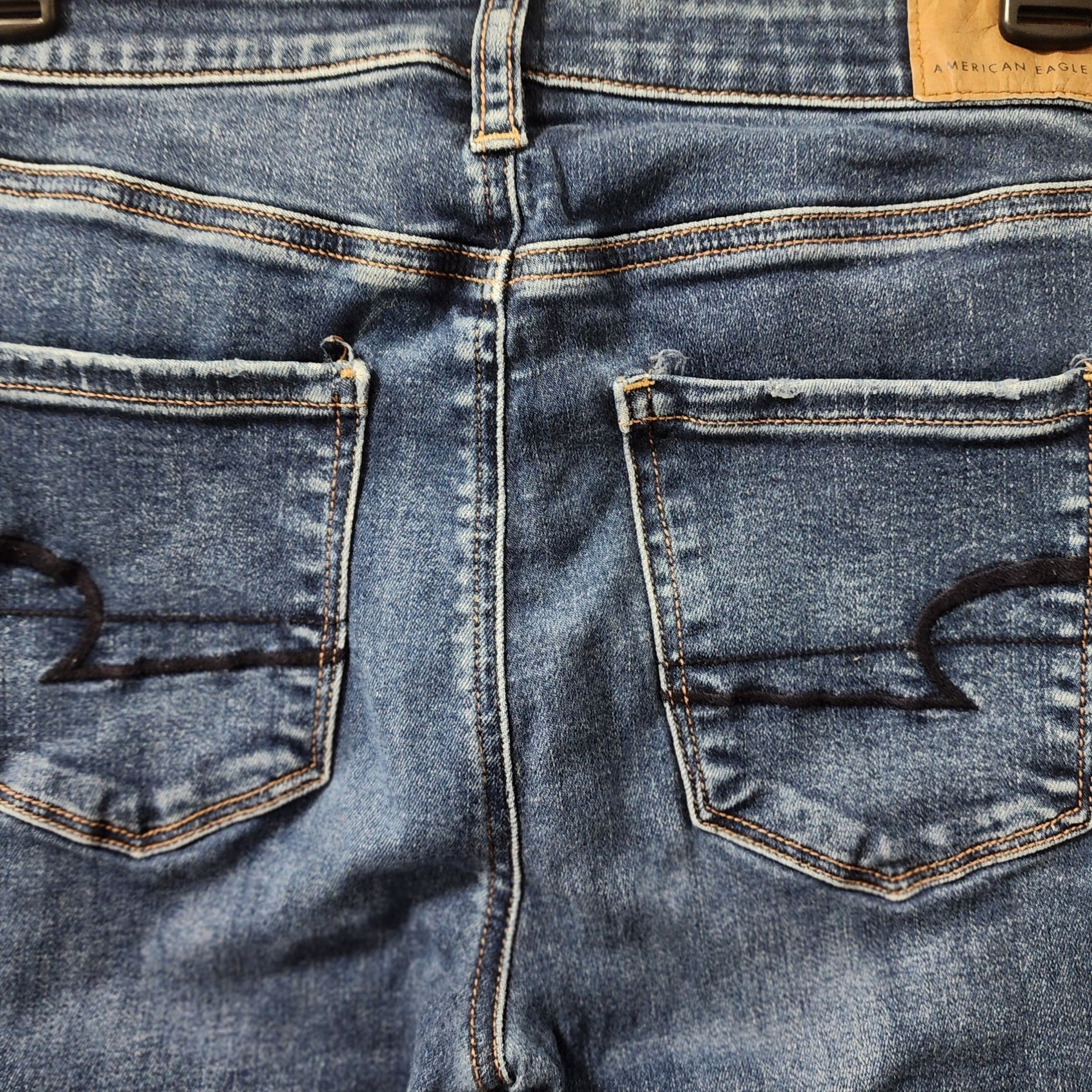 American Eagle NE(X)T LEVEL STRETCH High-Rise Ripped Skinny Jeans Sz 4 9