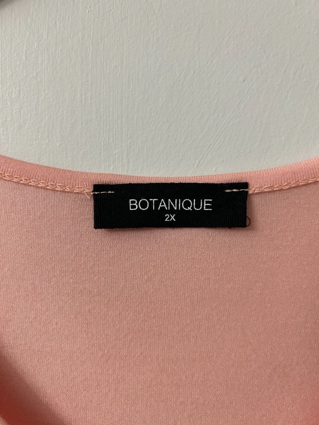 Botanique Women's Pink V-Neck Short Sleeve Twisted Front High-Low Hem 3