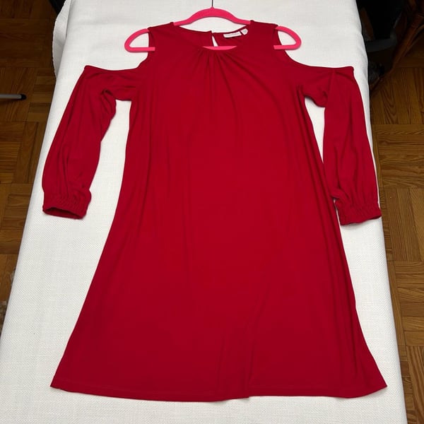 New York & Company Stretch Long Sleeve Cold-Shoulder Red Shift Dress