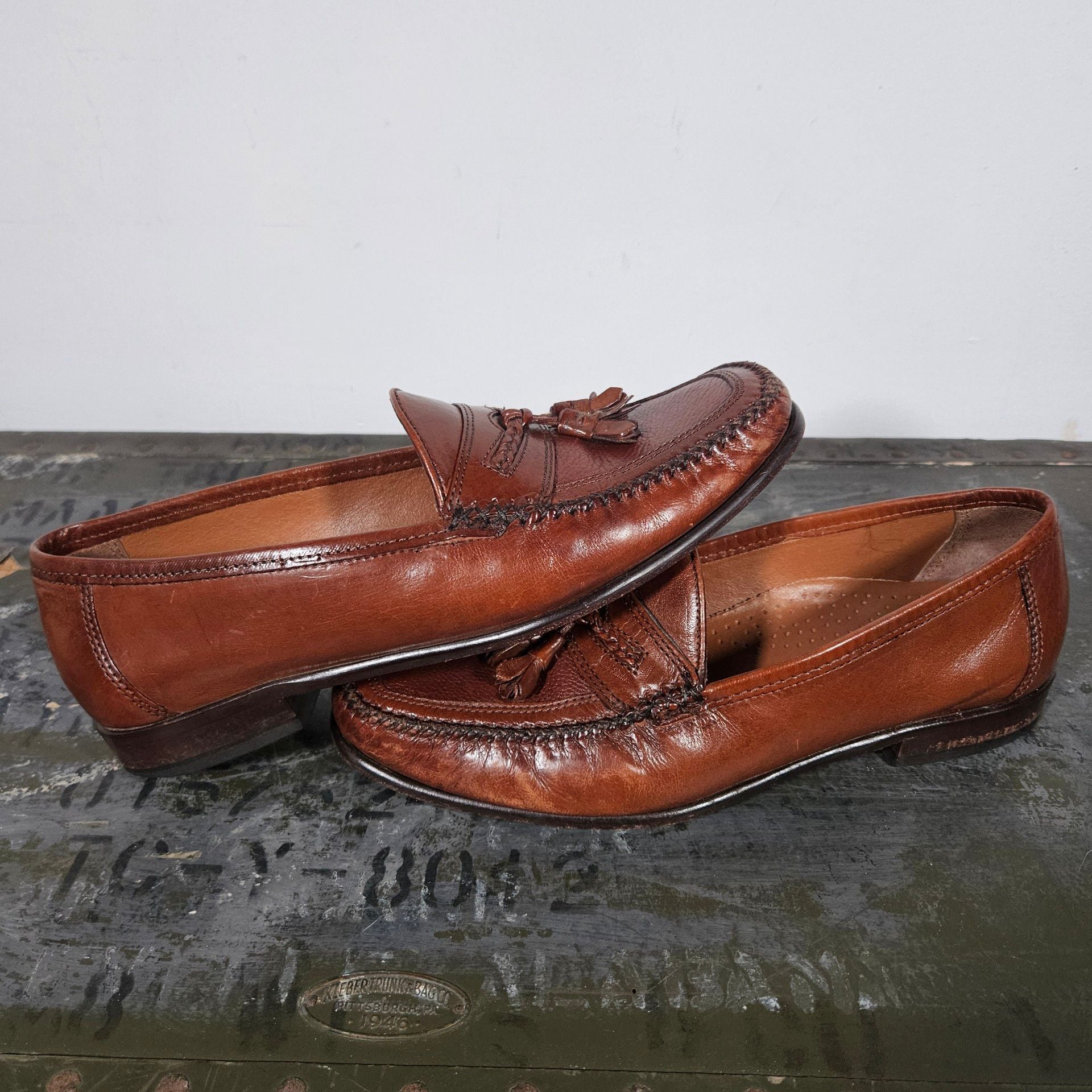 Bostonian Men's Brown Leather Woven Tassel Loafer Dress Shoes 6