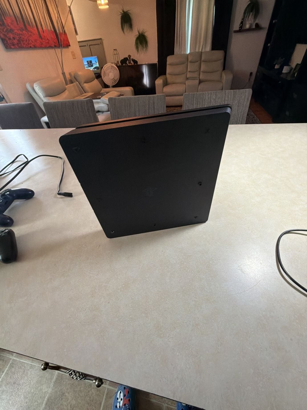 Sony PlayStation 4 Slim Console 4