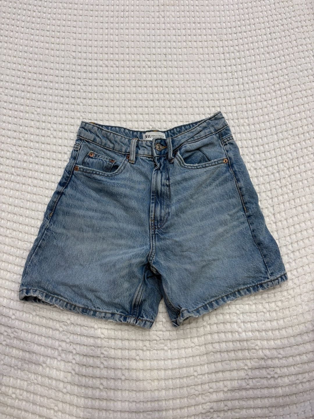 Zara Women's Denim High-Rise Basic Shorts 2
