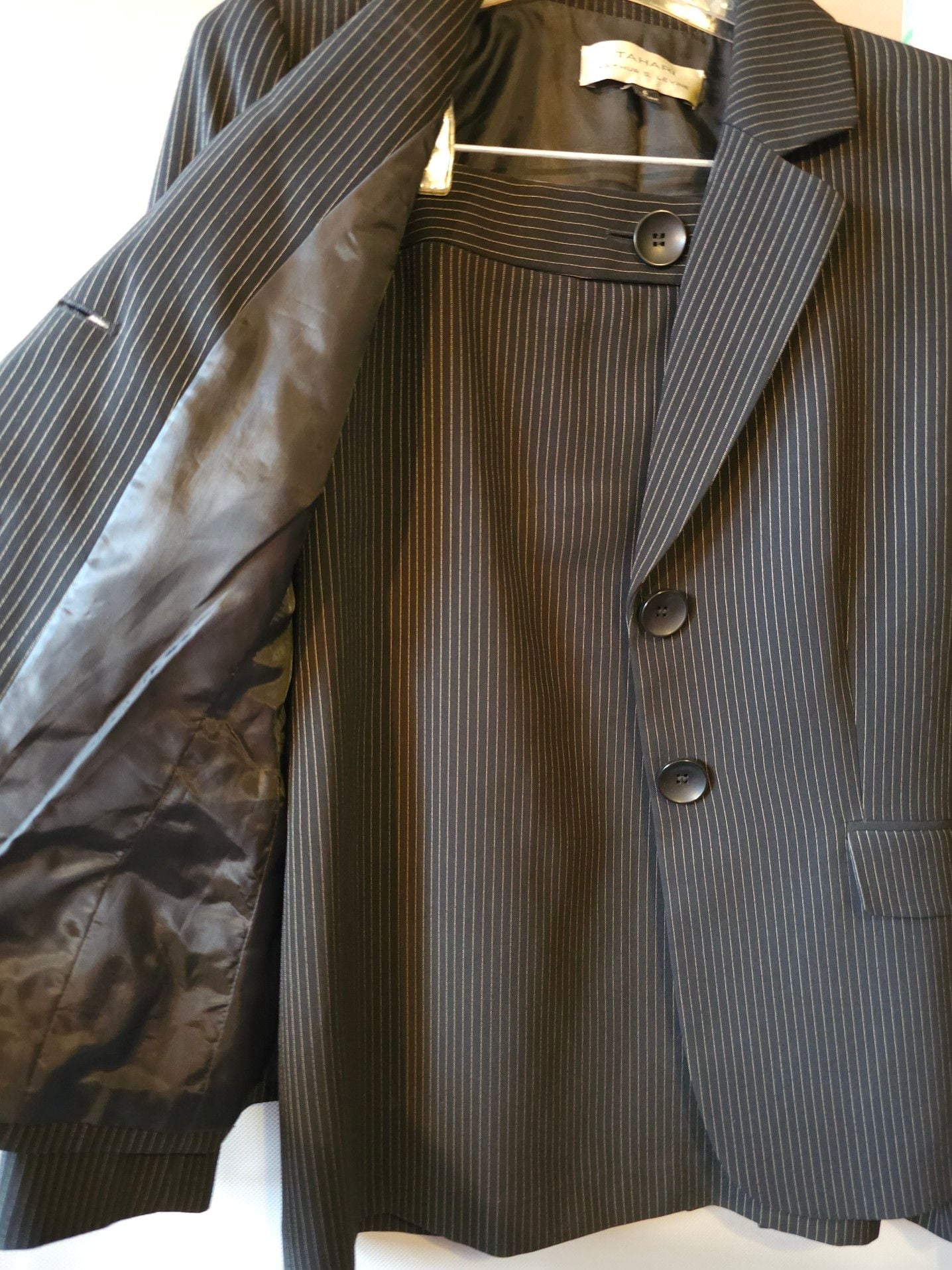Tahari Arthur S. Levine Women's Black Pinstripe Two-Button Career Blazer Jacket Size 6 4