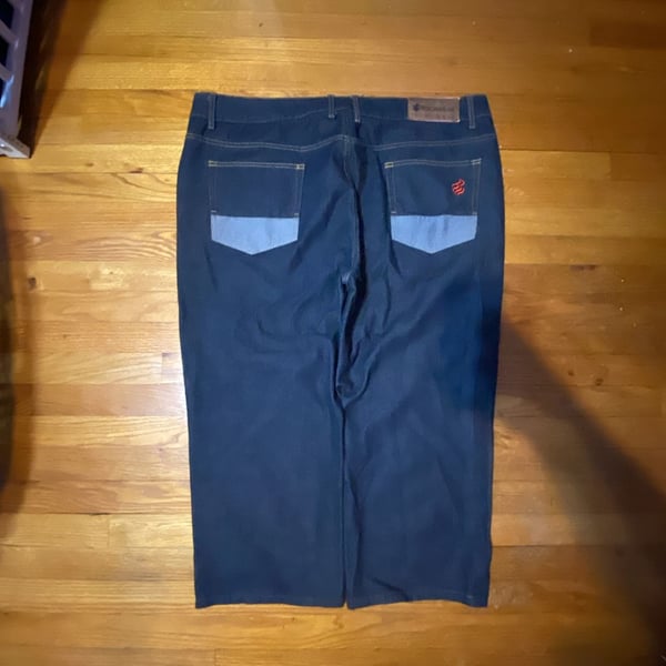 Rocawear Men's Classic Fit Dark Denim Jeans Size W46