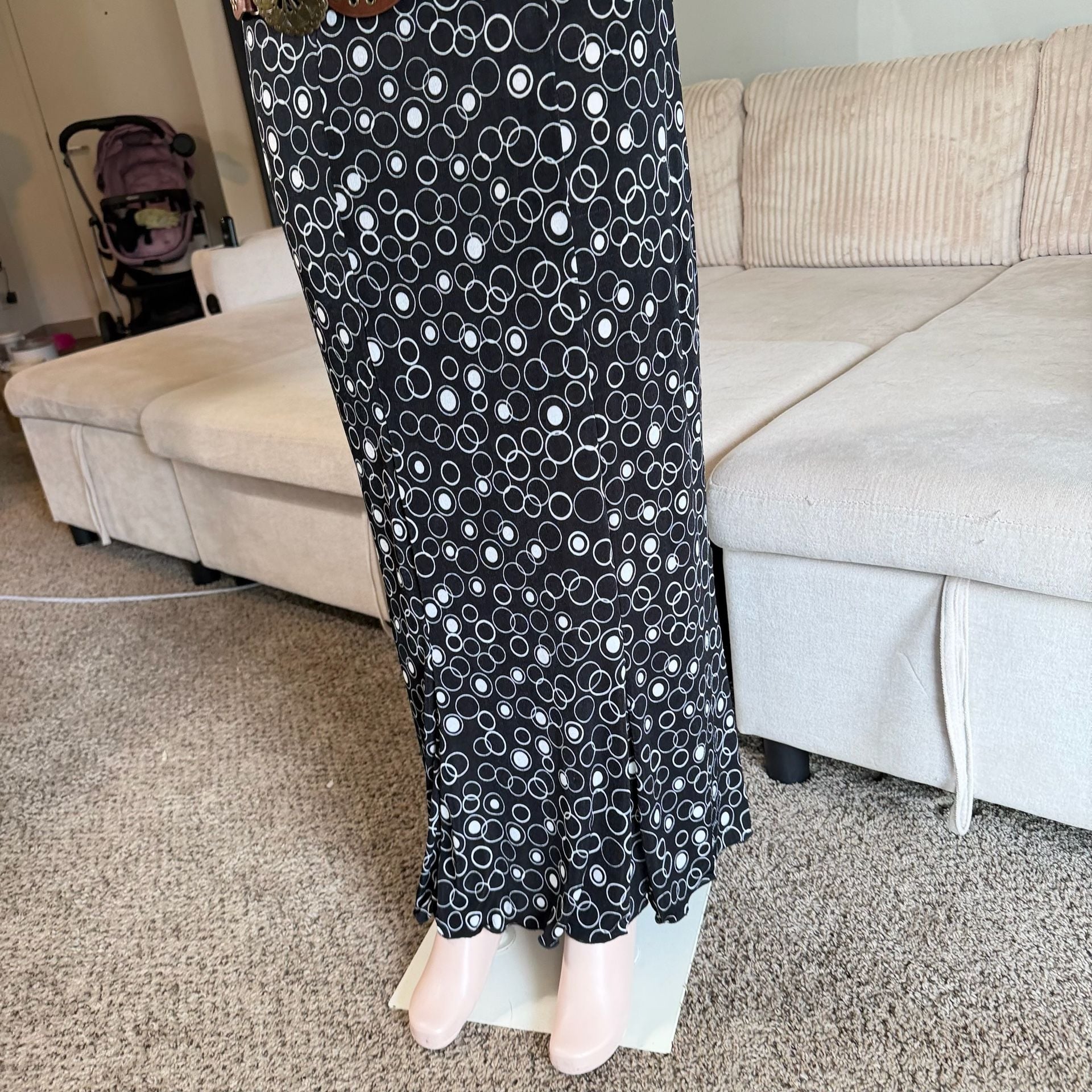 Briggs New York Women's Black and White Geometric Circle Print Maxi Skirt 4