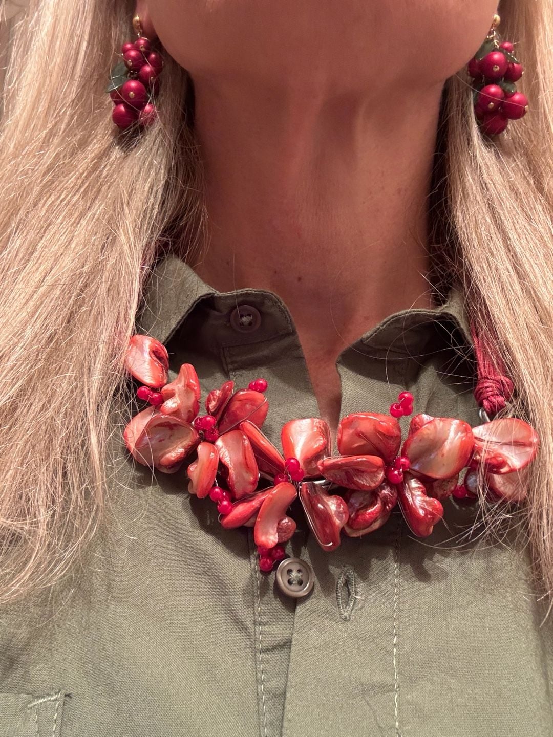 Red Shell Composite Statement Necklace with Multi-Strand Cord 1