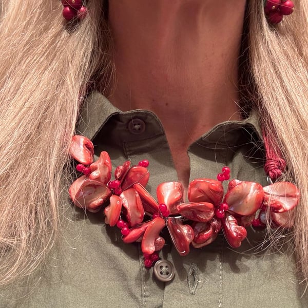 Red Shell Composite Statement Necklace with Multi-Strand Cord
