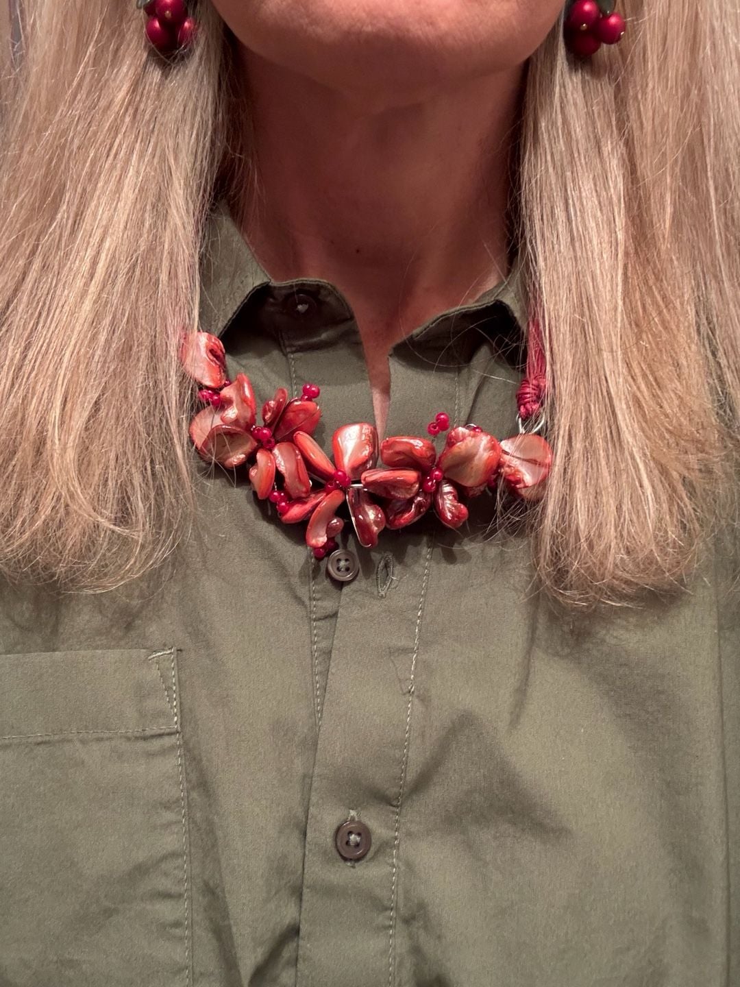 Red Shell Composite Statement Necklace with Multi-Strand Cord 2