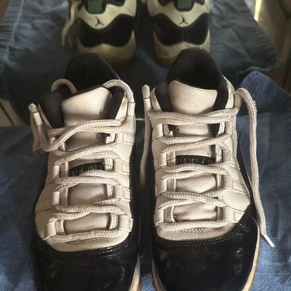 Nike Air Jordan 11 Retro Low 'Emerald' (Iridescent)