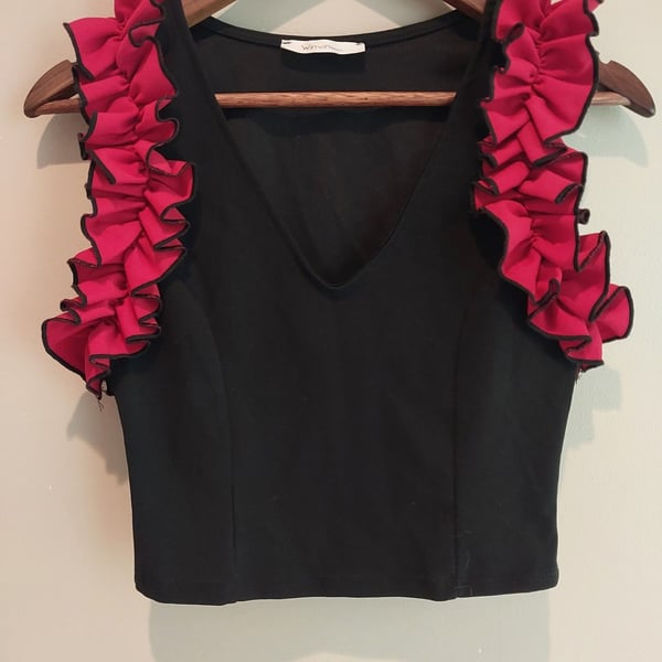 Winwin Apparel Black V-Neck Crop Top with Contrast Pink Ruffled Sleeves