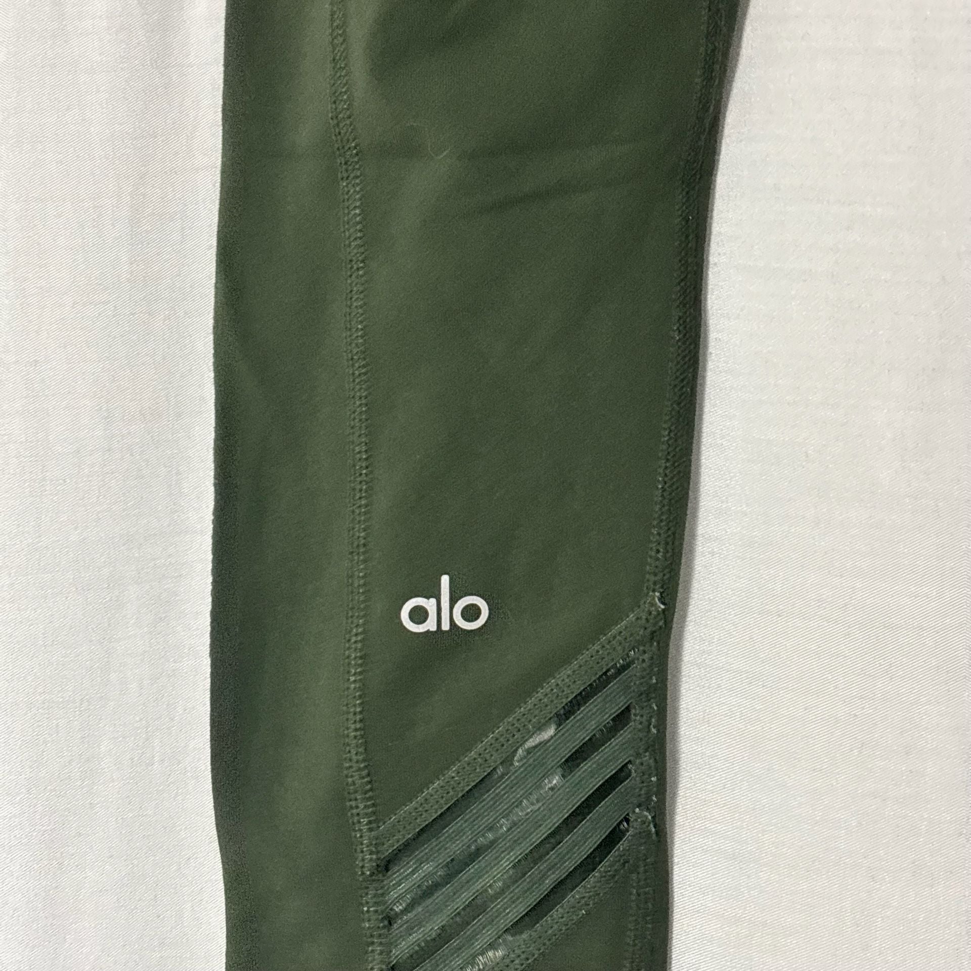 Alo Yoga Women's High-Waist Mesh Detail Moto Leggings in Hunter Green 4