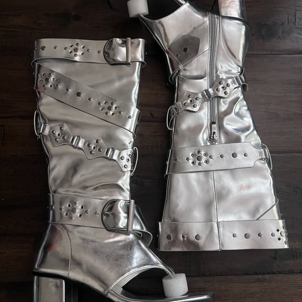 Genuine Leather Summer Boots for Woman Punk Style Rivet Knee High Boots 37