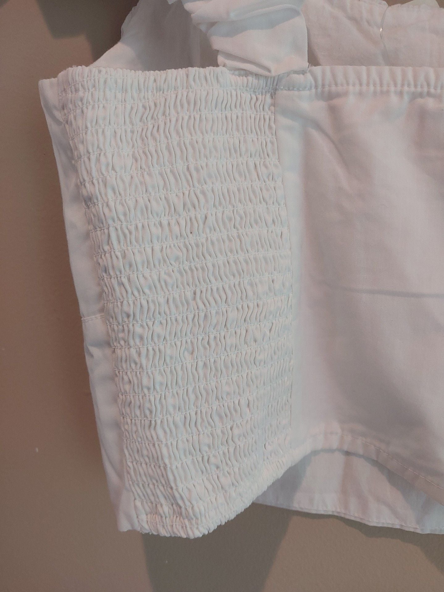Abercrombie & Fitch White Scrunch Ruffle Strap Bustier Crop Top 8