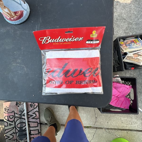 Ebonite Budweiser King of Beers Giant Bowling Towel