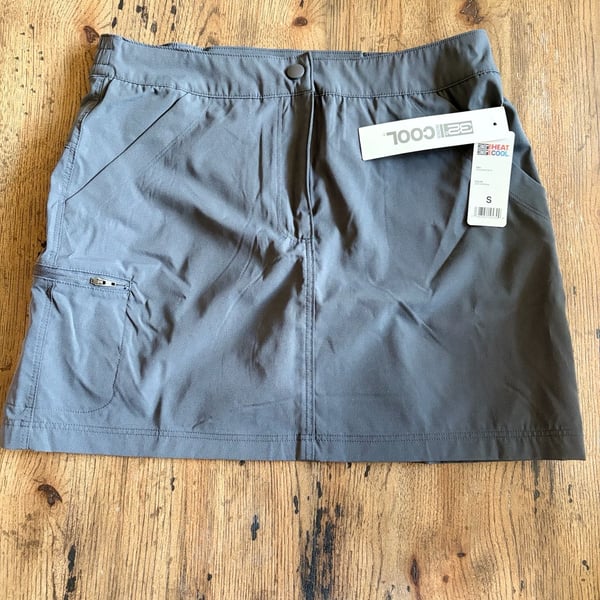 32 Degrees Women's Outdoor Cargo Skort in Charcoal