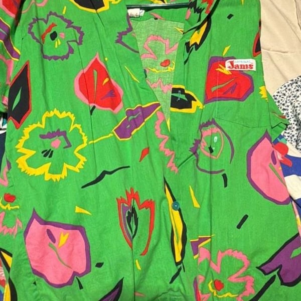 Original Jams by Surf Line Hawaii Vintage Green Abstract Floral Print Short Sleeve Button-Down Shirt **MISSING TWO GREEN BUTTONS!**