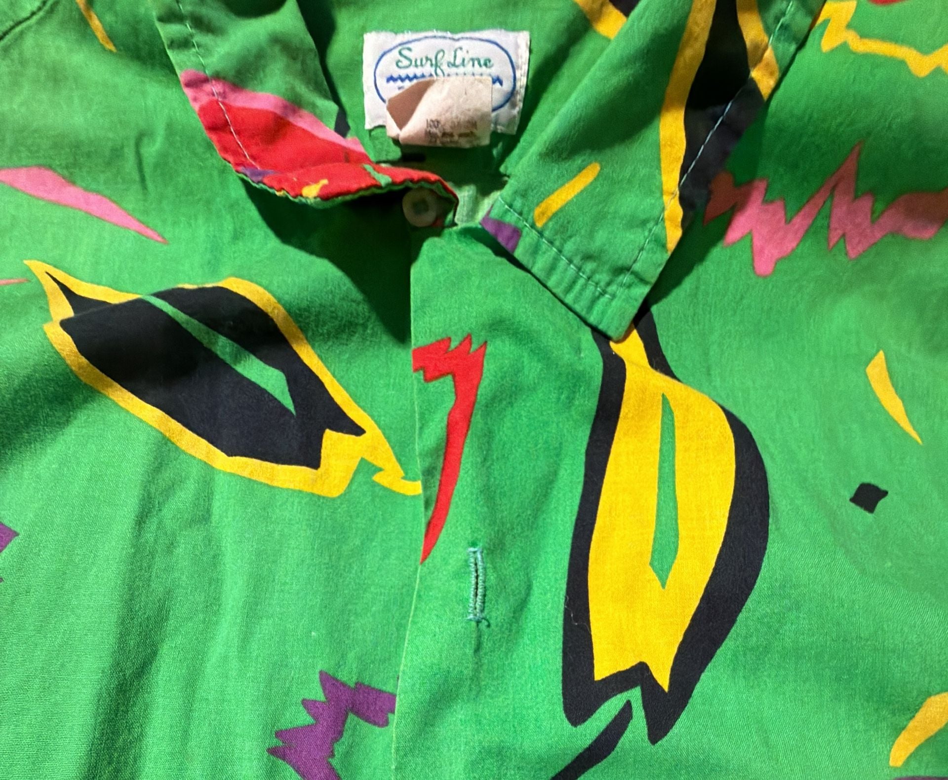 Original Jams by Surf Line Hawaii Vintage Green Abstract Floral Print Short Sleeve Button-Down Shirt **MISSING TWO GREEN BUTTONS!** 8
