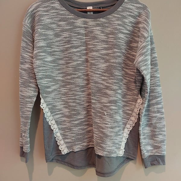 Crown & Ivy Gray and White Marled Knit Long Sleeve Top with Lace Side Inserts