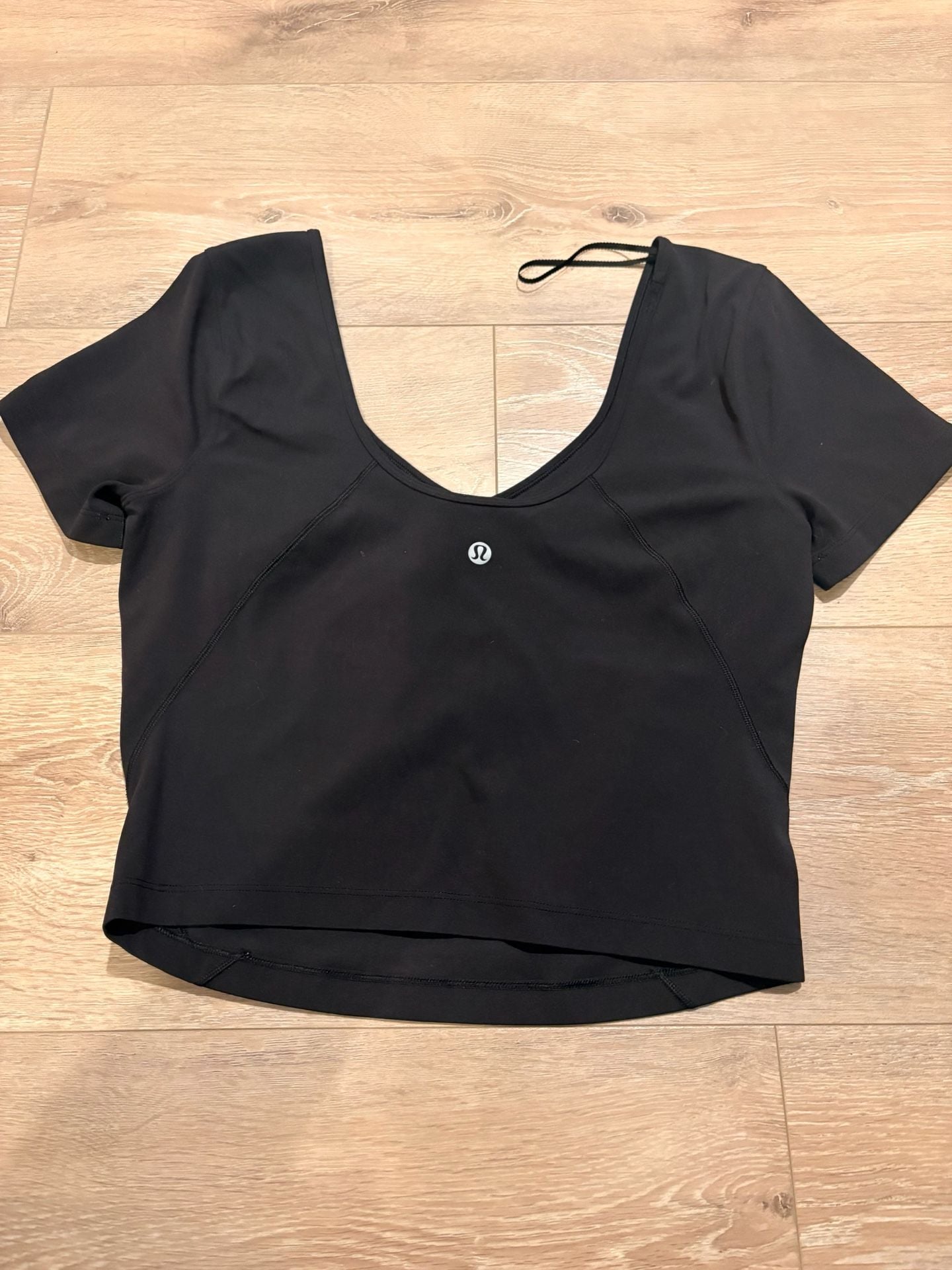 Bundle of 80 Lululemon and Gymshark Athletic Wear Pieces 22