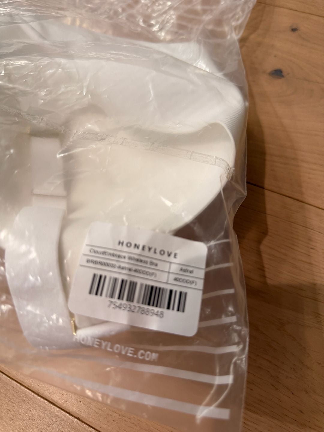 Honeylove CloudEmbrace Wireless Bra, White, Size 40DDD(F) 4