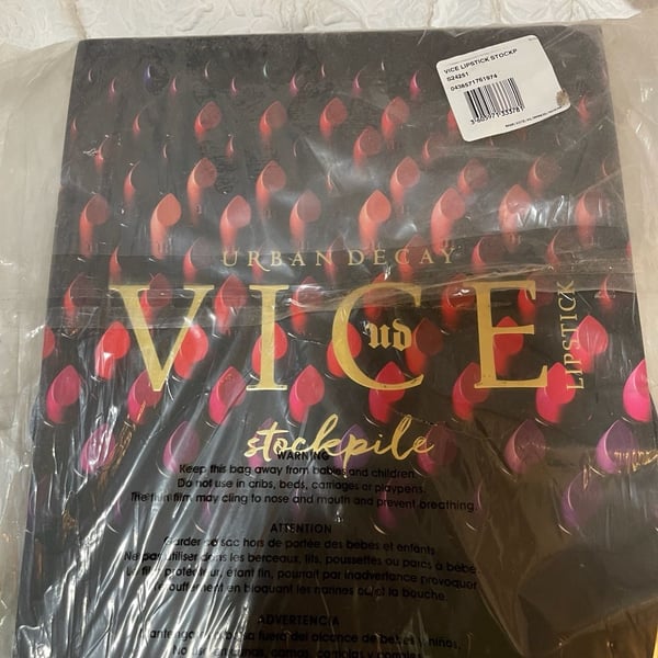 Urban Decay Vice Lipstick Stockpile 30-Piece Limited Edition Set