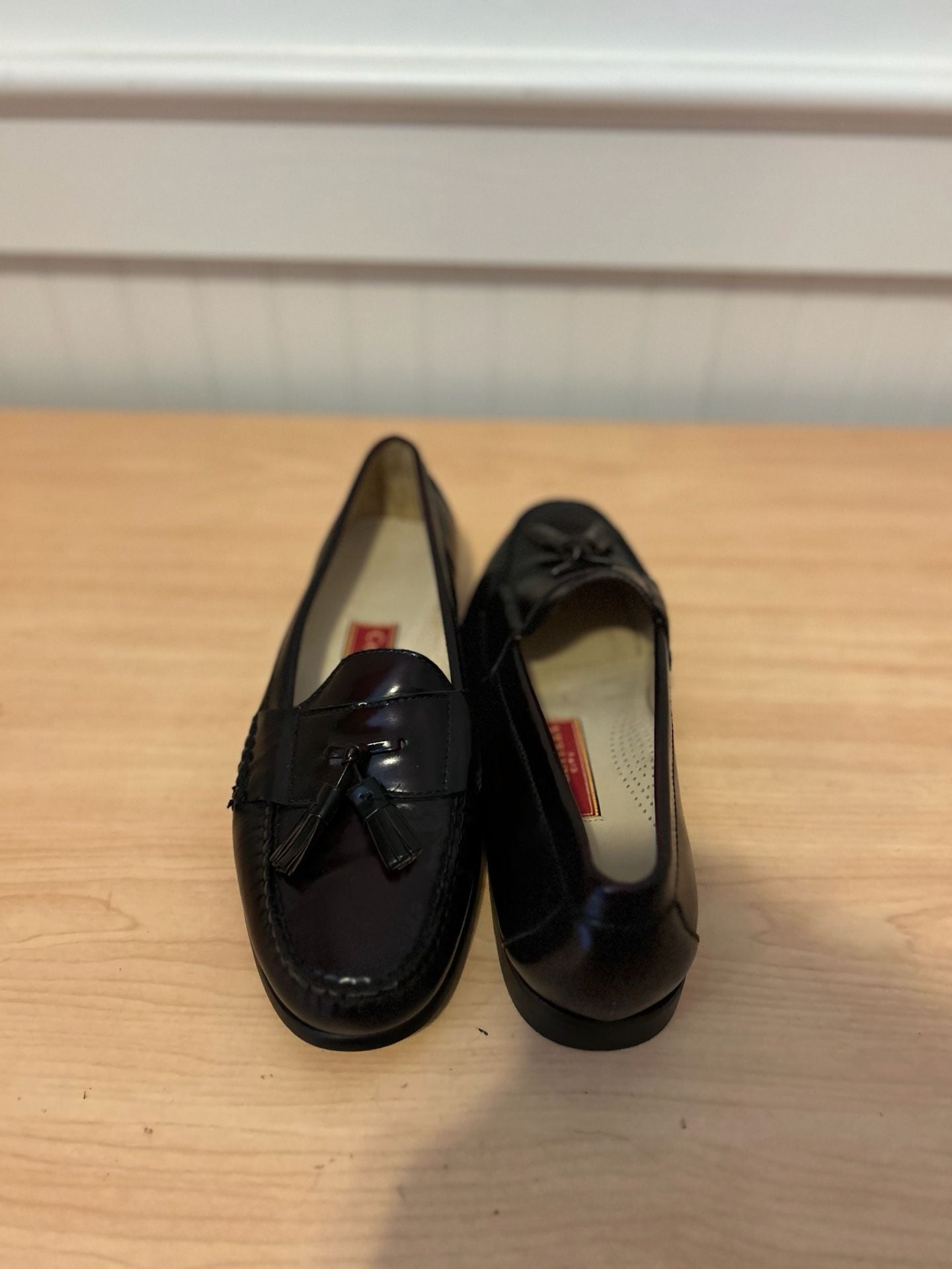Cole Haan City Burgundy Leather Tassel Loafers 10