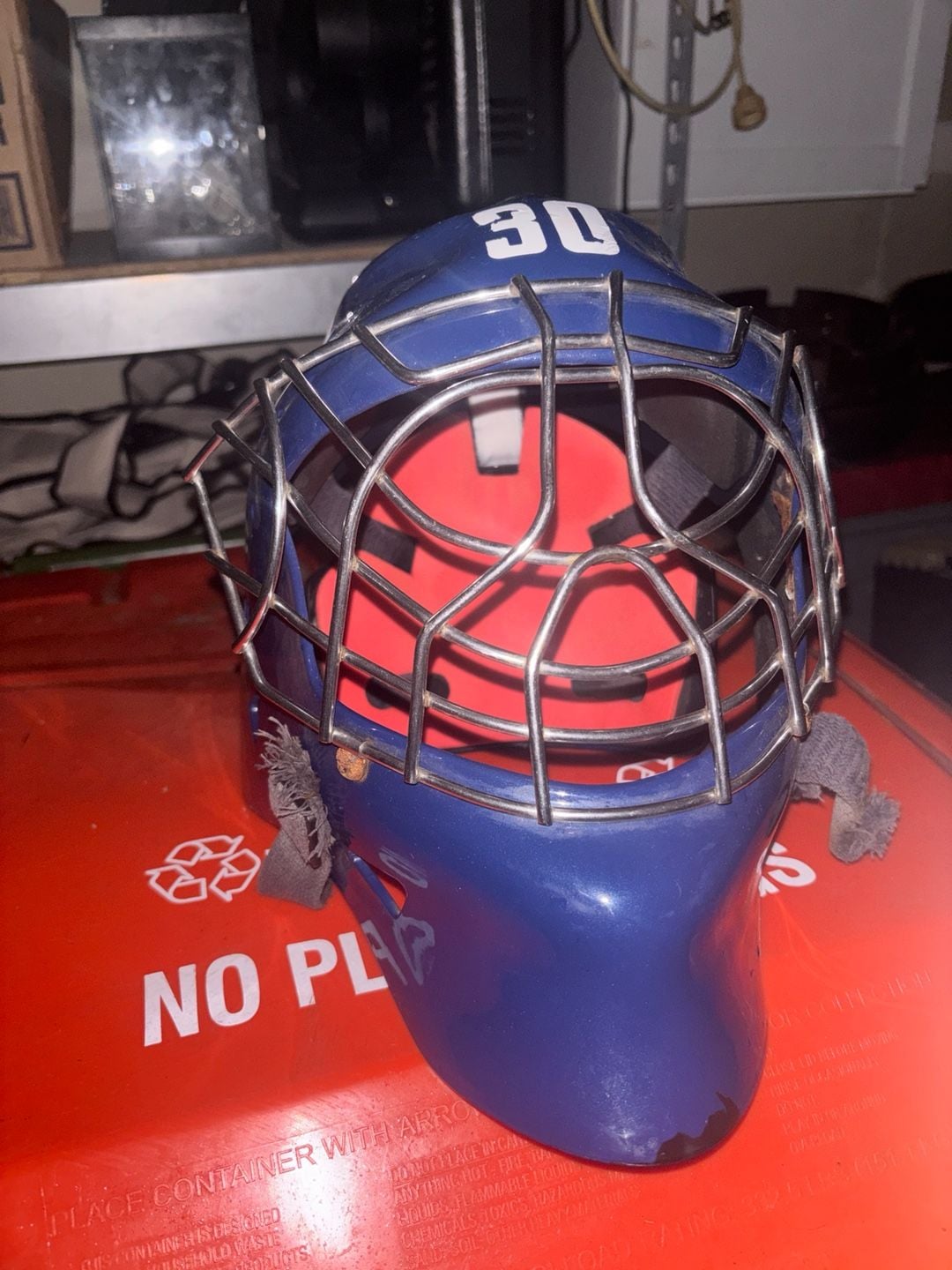 Bauer Ice Hockey Goalie Mask with Cage 3