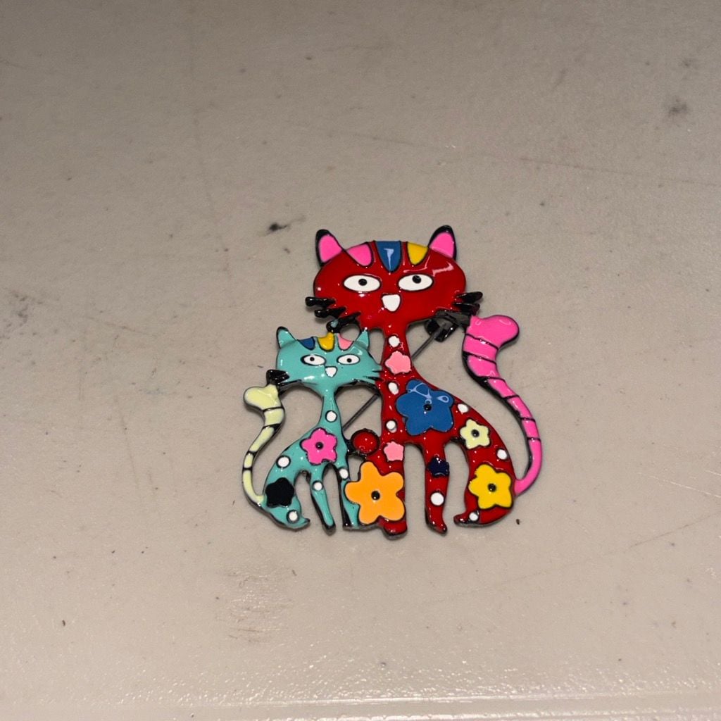 Colorful Enamel Mother and Kitten Cat Brooch Pin with Flower Details 1