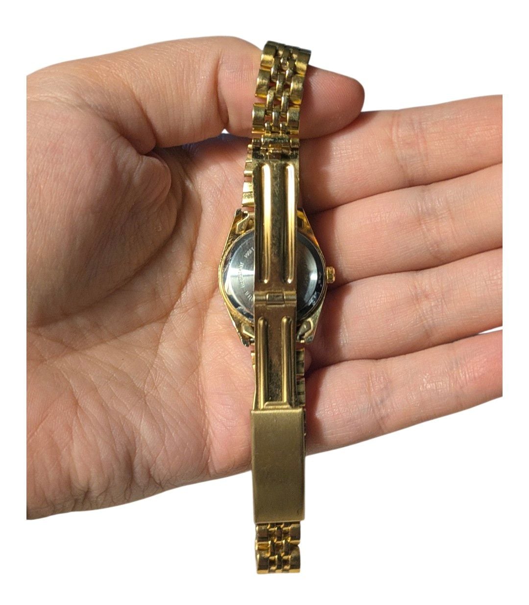 Fogrant Gold Tone Day-Date Quartz Wristwatch with Link Bracelet 2