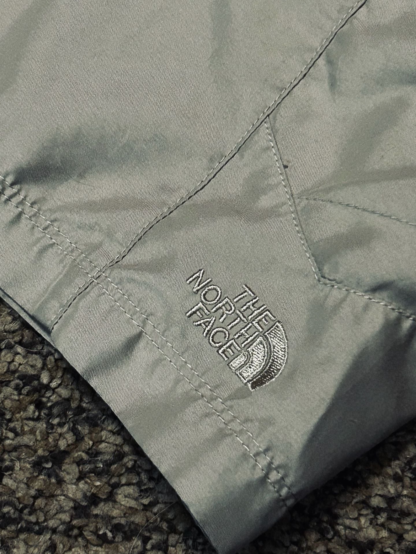 The North Face Men's Utility Hiking Cargo Shorts with Integrated Belt 5