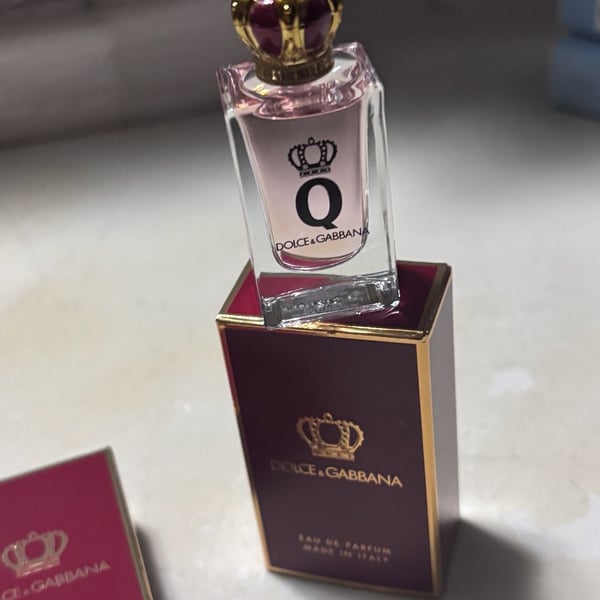 Dolce & Gabbana Q Eau de Parfum Mini Travel Size Fragrance (5ml)