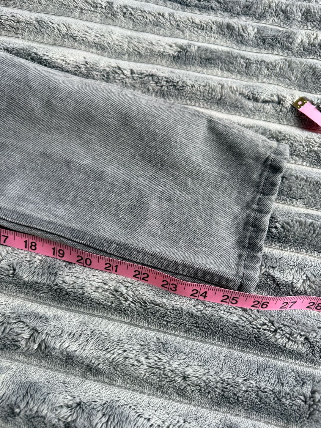 Everlane Women’s The 90's Cheeky Jean Size 26 Gray Organic Cotton Straight Y2K  8