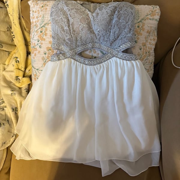 Speechless Womens Juniors Grey Lace and White Mini Dress Size 3