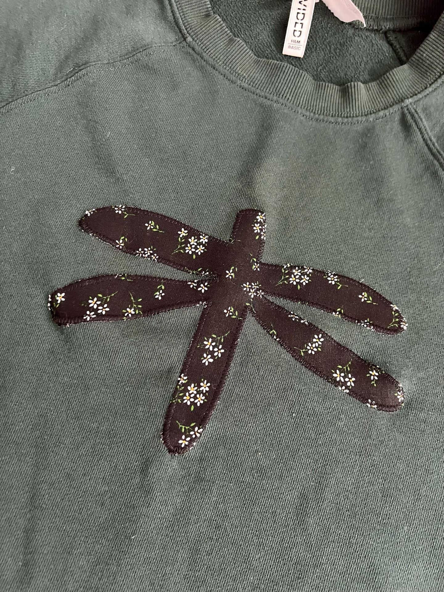 H&M Divided Basic Green Dragonfly Graphic Floral Patch Sweatshirt 3
