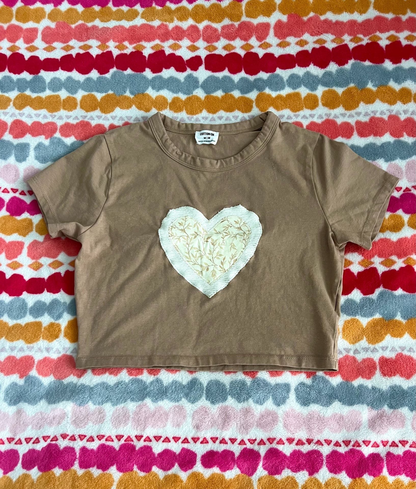 Handmade Cotton:On Brown Crop T-Shirt with Floral Heart Patch 2