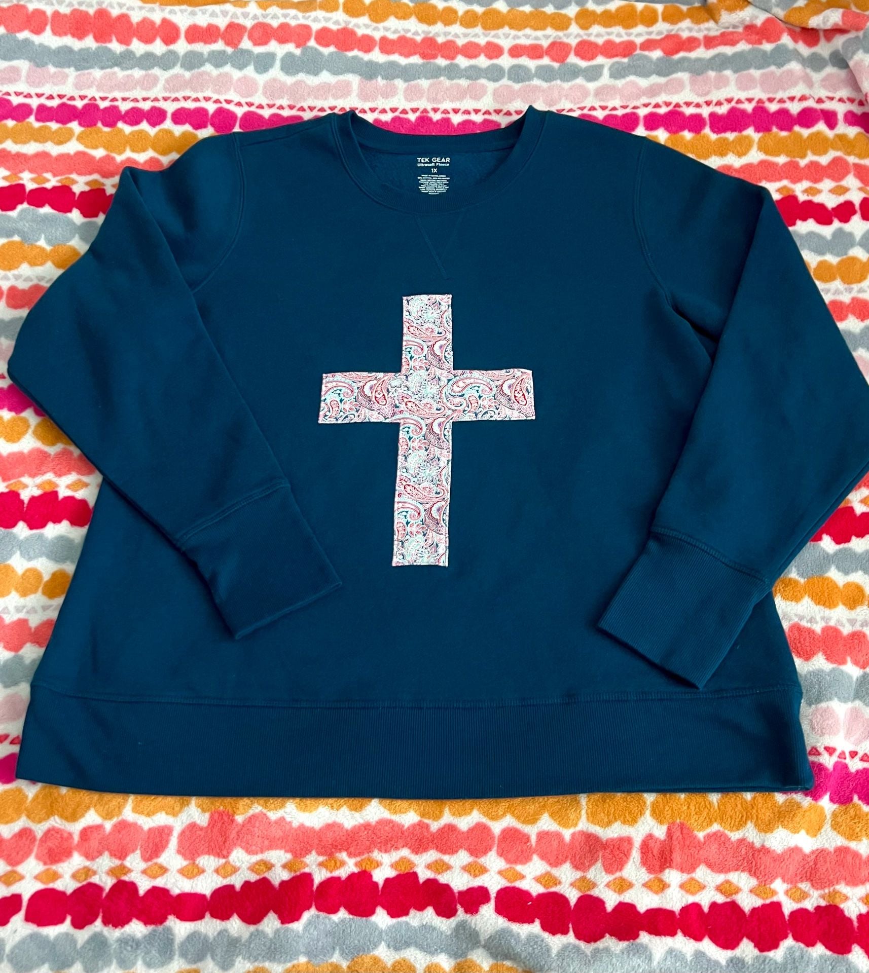 Handmade Tek Gear Ultrasoft Fleece Cross Paisley Patchwork Sweatshirt 2
