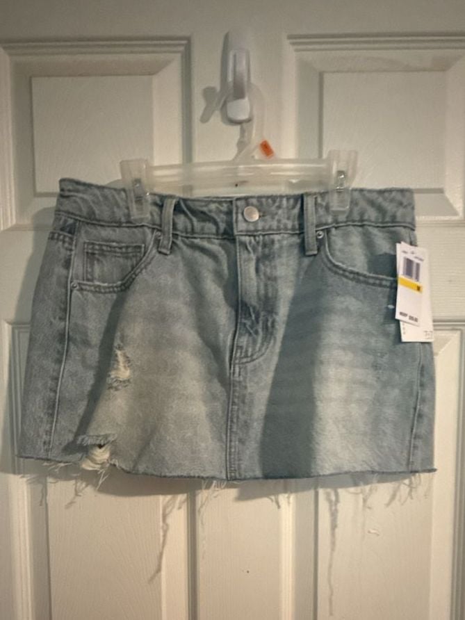 7.7 by Seven7 Light Wash Distressed Denim Mini Skirt 2
